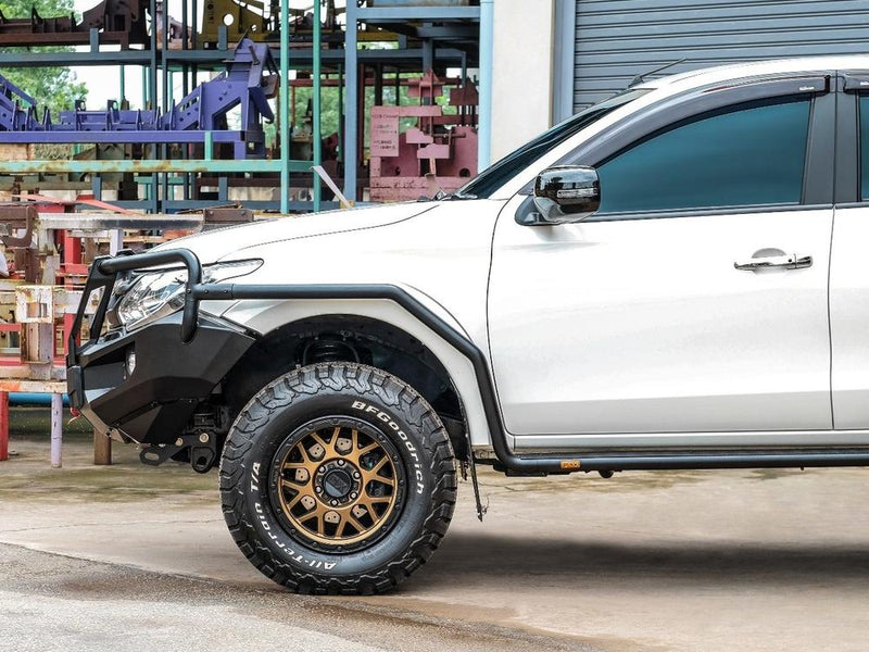 PIAK Elite 3-Loop Bull Bar for Mitsubishi Triton MQ (2015-2018) | Black Recovery Points