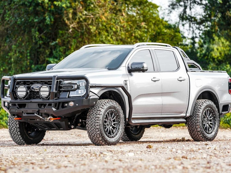 PIAK Genesis 4x4 Loop Bull Bar | Orange Recovery & Black Bash Plate – Ford Ranger 2022+