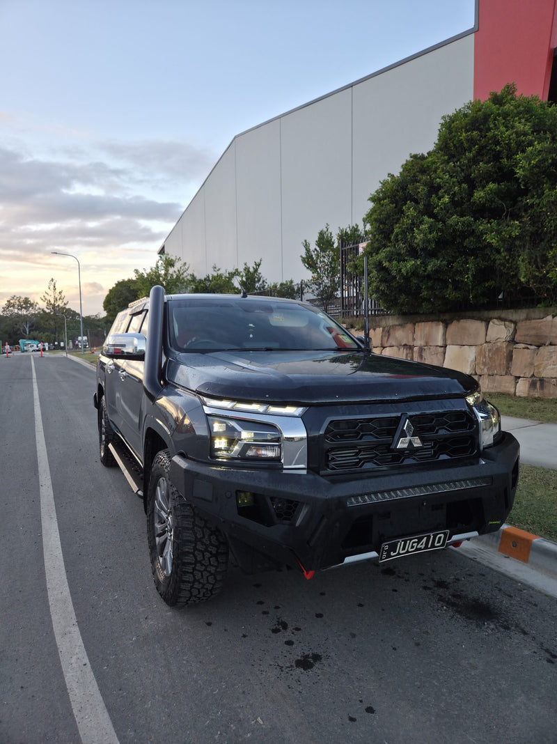 Mitsubishi Triton MV 4" Short Entry Stainless Steel Snorkel Kit