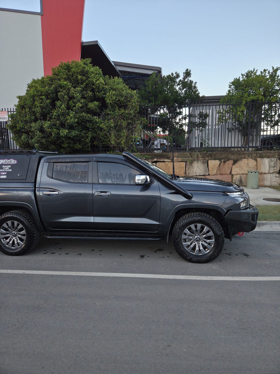 Mitsubishi Triton MV 4" Short Entry Stainless Steel Snorkel Kit