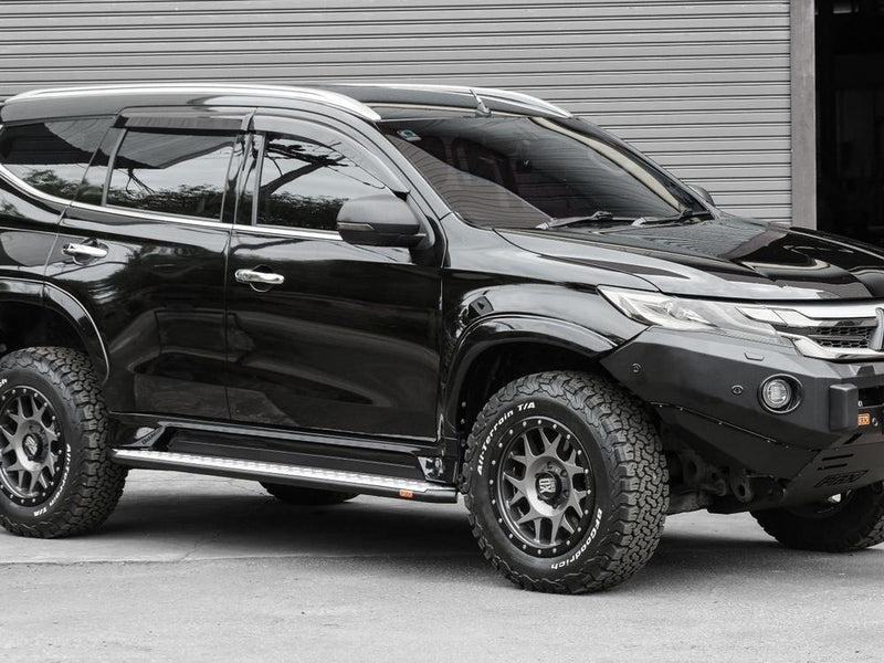 PIAK Roader Silver Side Steps for Mitsubishi Pajero Sport 2016 Onwards | Tough 4x4 Side Steps