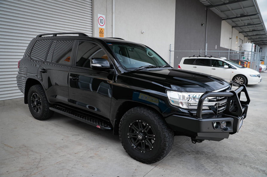 Land Cruiser 200 series Facelift 2015-2020 707-02 Falcon Bull Bar Black A-Frame Package (No Foglight) - SKU MCC-01019-702UP