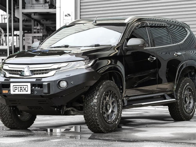 PIAK Racer Silver Side Steps for Mitsubishi Pajero Sport 2016 Onwards | 4WD Steel Side Steps