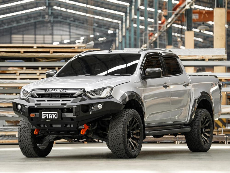 PIAK Elite Non Loop Bull Bar Orange Recovery Points Black Bash Plate for Isuzu D-Max 2020 to 2023
