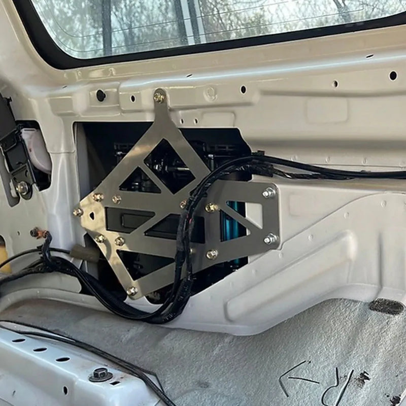 Inner wall Air Compressor Bracket Suitable For Nissan GU Patrol Y61 2005-2014