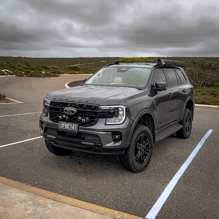 TrailBait Next-Gen Everest Behind-Grille Light Bar