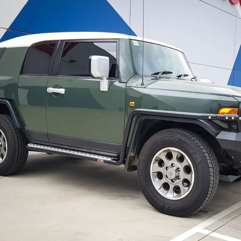 FJ Cruiser XJ10 2006-2017 039BSR Side Step and Rail Package (Chrome Step Plate) (50mm Bull Bar)