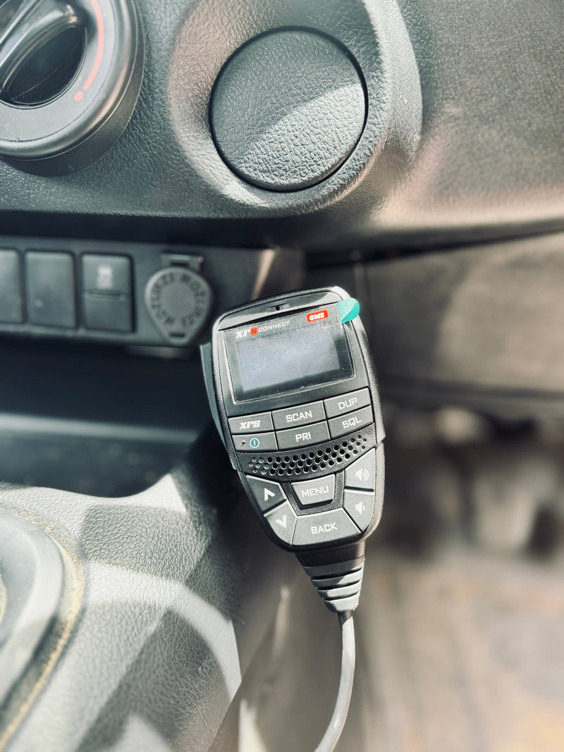 GMF4x4 Toyota Hilux N80 2015- Current UHF Handpiece Mount 234-HP