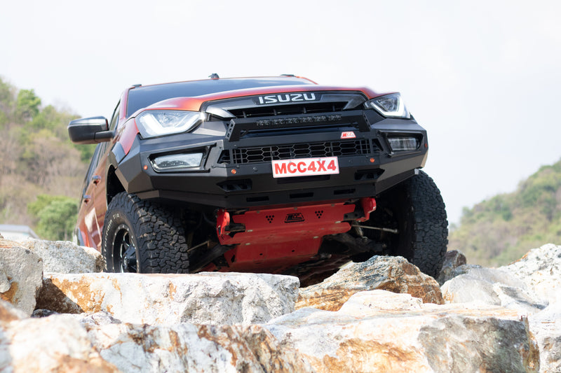 BT50 TF 2021-On/D-Max 20-on (10/19 )/MU-X 2022 - 3 Piece Bash Plate Cover Steering, Sump, Transmission - SKU MCC-06004-Bashplate1