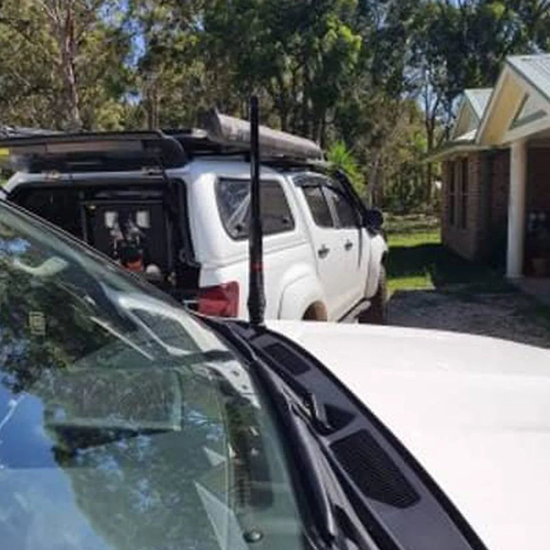 GMF4x4 Bonnet UHF brackets Suitable For Volkswagen Amarok