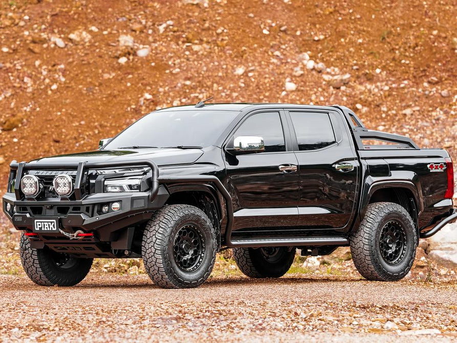 PIAK Genesis Loop Bull Bar for Mitsubishi Triton MV (12/2023+) – Orange Recovery Points & Black Bash Plate