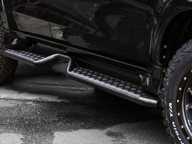 PIAK Black Side Steps for Mitsubishi Pajero Sport 2016 Onwards | Side Rail Compatible