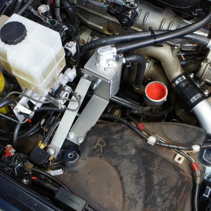 HPD TOYOTA LANDCRUISER 100 SERIES 1HD-FTE CATCH CAN
