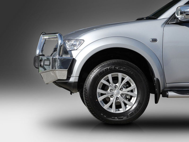MITSUBISHI CHALLENGER PC Bullbar with Bumper Lights (07/13 to 10/15)