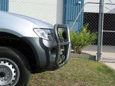 MITSUBISHI TRITON ML Roo Bar (07/06 to 08/09)