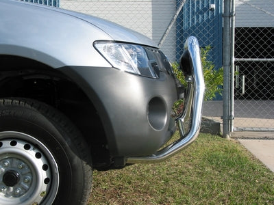 MITSUBISHI TRITON ML Series 2 Nudge Bar (07/06 to 08/09)