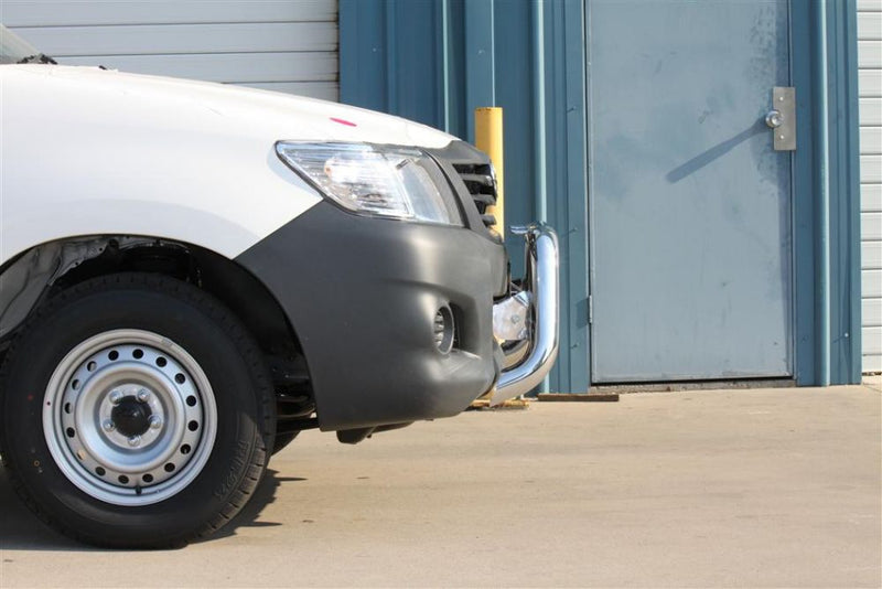 TOYOTA HILUX Nudge Bar (09/11 to 06/15)