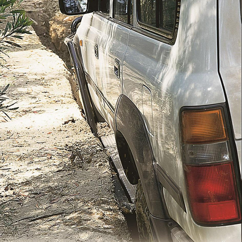 ARB Deluxe Side Steps and Rails with Aluminium Tread Suitable For 80 Series – B03395