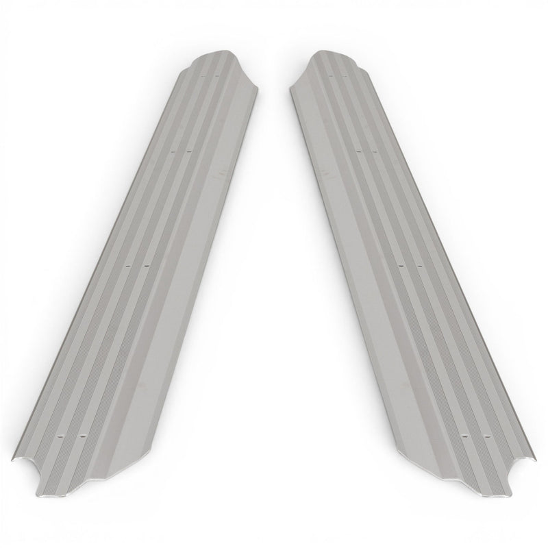 ARB Side Step and Front Rail, with Aluminium Tread Plate Suitable For Toyota Hilux – B03564