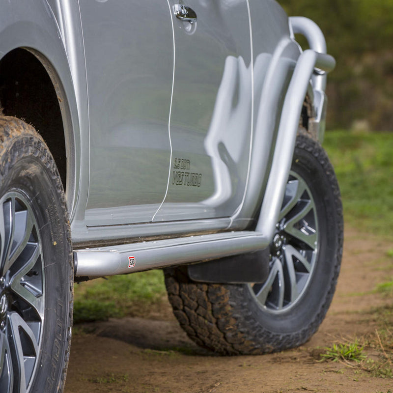 ARB Summit Steps and Rails with Aluminium Tread Suitable For Nissan Navara – B03400
