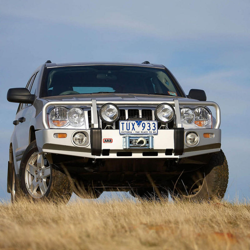 ARB Deluxe Bull Bar Suitable For Jeep Grand Cherokee Suitable For OE Fog Lights – 3450130