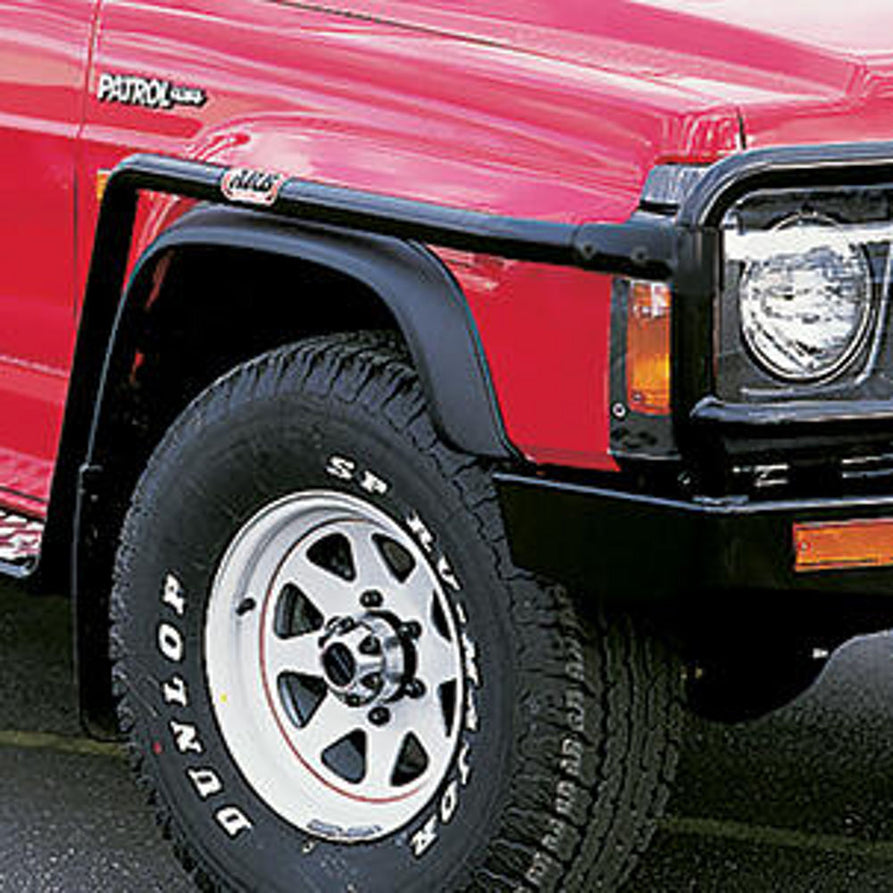 ARB Deluxe Side Steps and Front Rails with Aluminium Tread Suitable For Patrol GQ – B03388