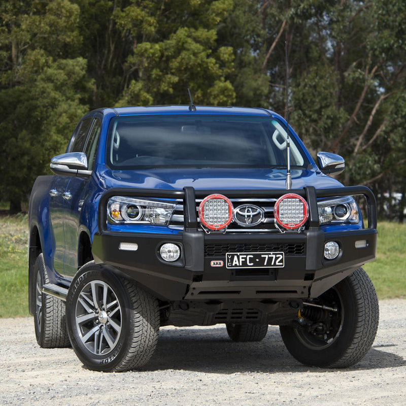 ARB Summit Bull Bar with Winch and ARB Fog MKII Suitable For Toyota Hilux 2015-2018 – 3414560