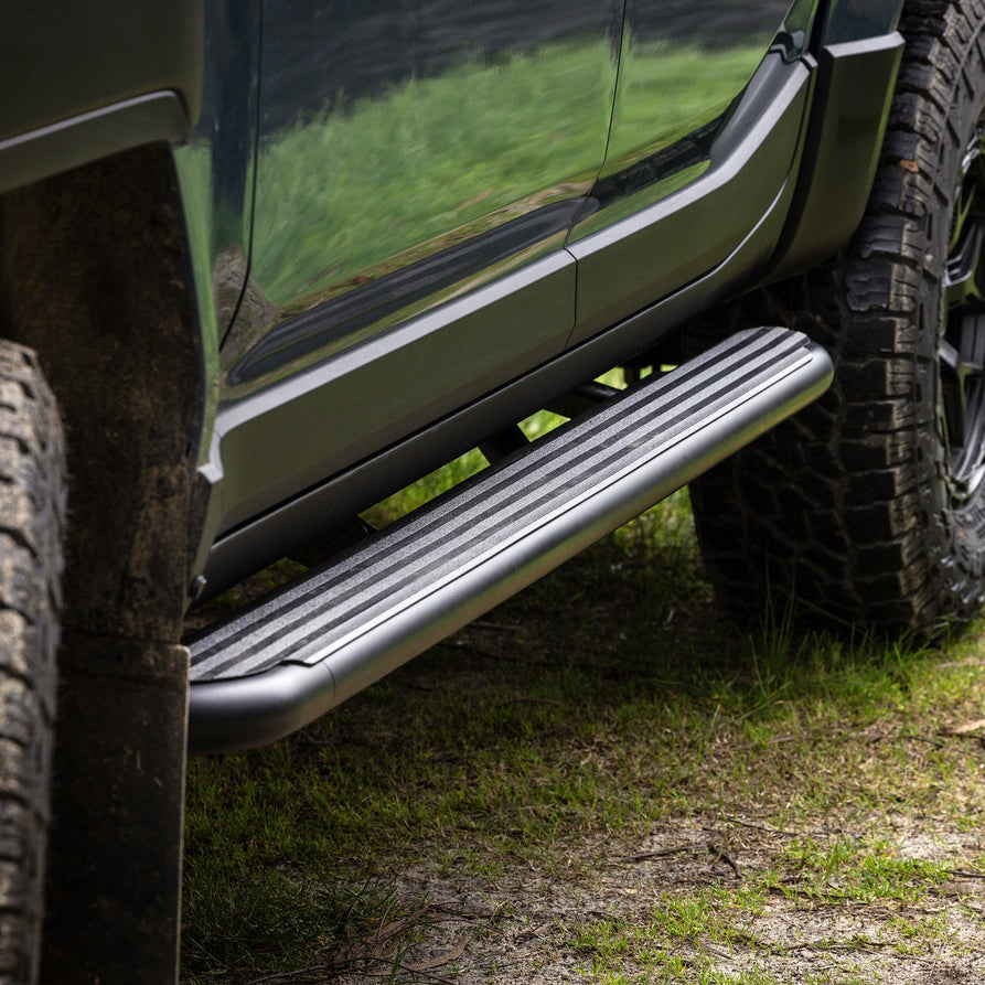 ARB Summit Side Step and Return with Black Tread Suitable For KIA Tasman – B03493