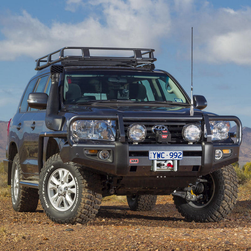 ARB Deluxe Bull Bar with Winch Compatibility Suitable For Toyota Landcruiser – 3415150