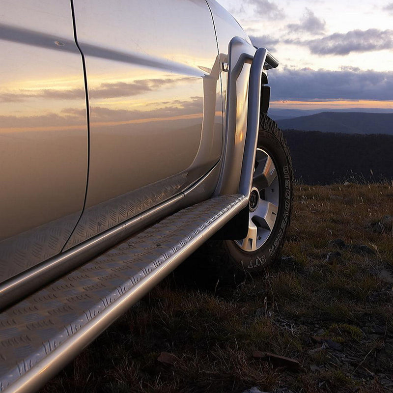 ARB Deluxe Side Steps and Rails with Aluminium Tread Suitable For Nissan GU Patrol – B03347