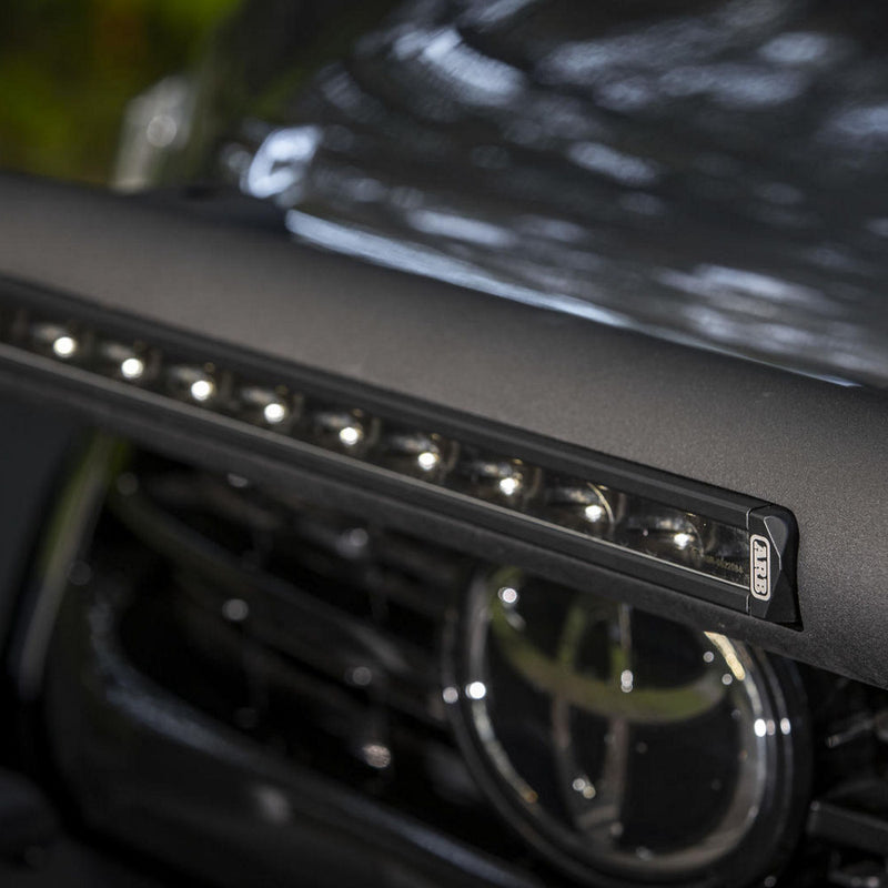 ARB Summit Sahara Tube with 20-inch LED Lightbar, Matt Black – 5100440