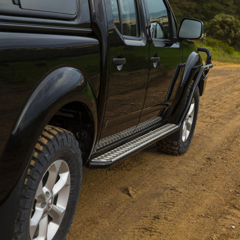 ARB Deluxe Side Step and Front Rail with Alu Tread Suitable For Navara D40 – B03331