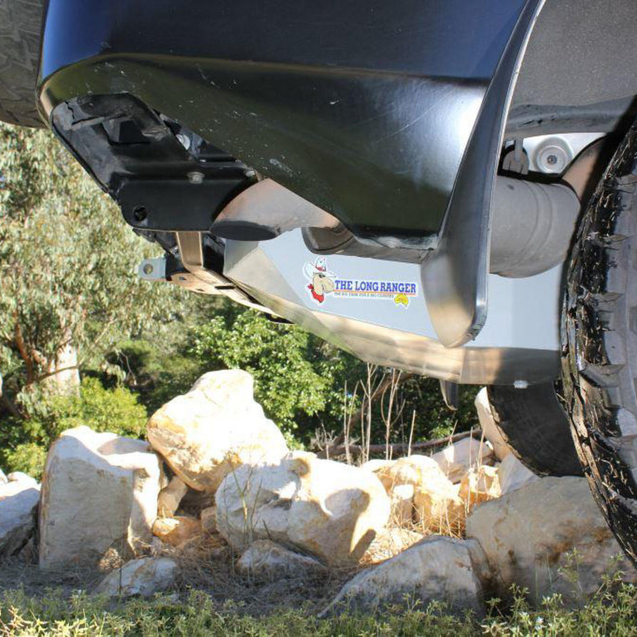 ARB Auxiliary Fuel Tank 152L Petrol Suitable For Nissan Patrol requires spare tyre relocation – TA88LP