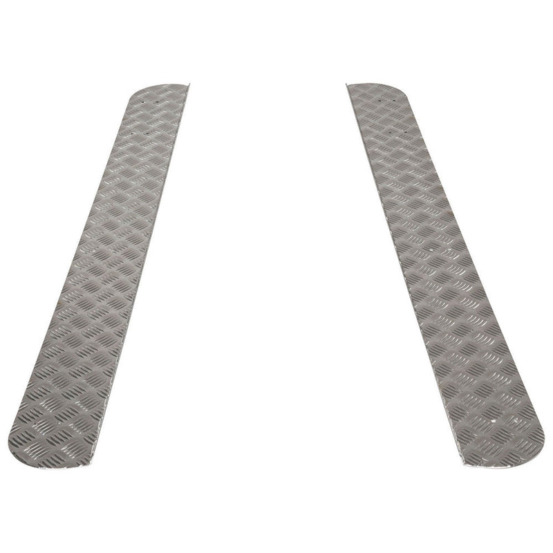 ARB Deluxe Side Step and Return with Aluminium Tread Suitable For 200 Series LandCruiser – B03369