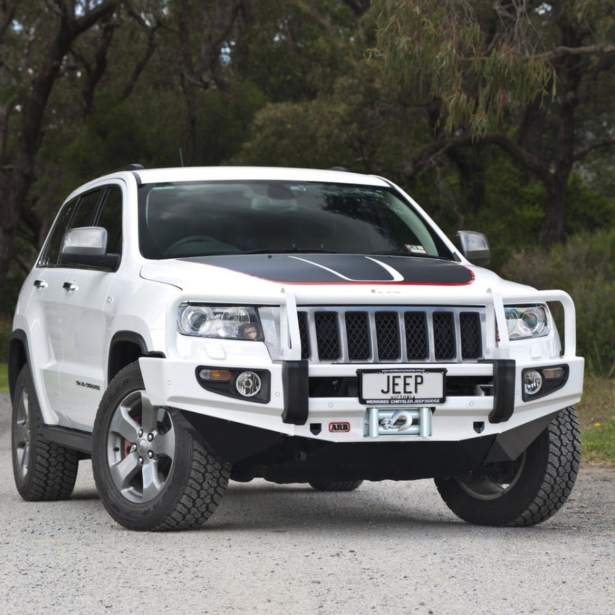 ARB Deluxe Bull Bar Suitable For Jeep Grand Cherokee WK2 – 3450410