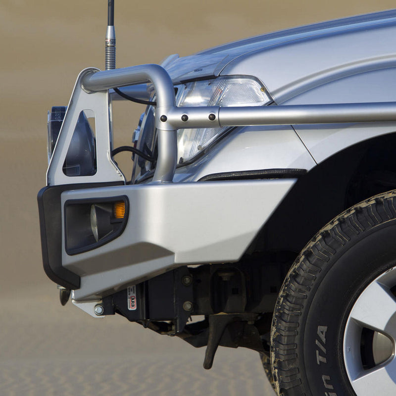 ARB Deluxe Steel Bull Bar Suitable For Nissan Navara D40 Suitable For ARB Fog Light MkI – 3438240