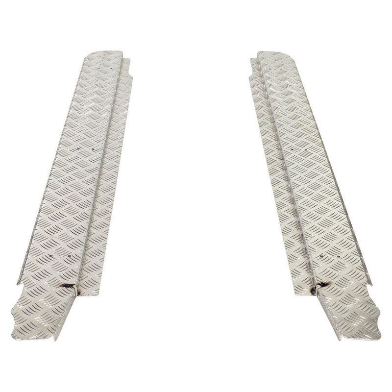 ARB Deluxe Side Steps and Rails with Aluminium Tread Suitable For 76 Series LandCruiser – B03383