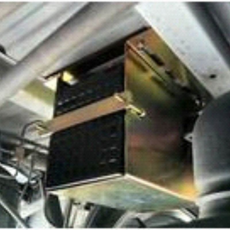 Nis Nav D40 St 05-12-Battery Box