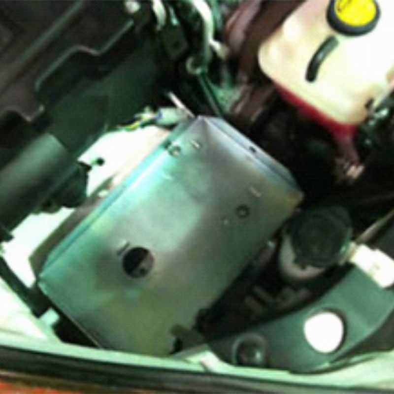 Toy Prado 120 03-09 Battery Tray-