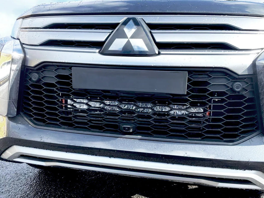 TrailBait Pajero Sport Behind-Grille Light Bar