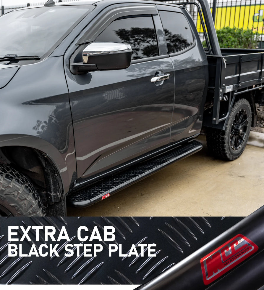 Hilux N80 2015-Current - 309BSBK-EX All Black Extra Cab Side Step Package
