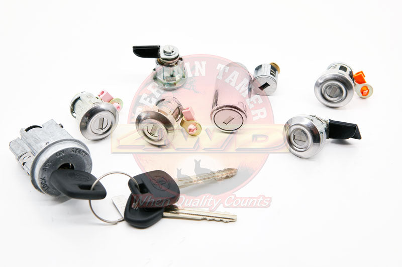 CYLINDER LOCK SET SUITABLE FOR SUB FUEL TANK & GLOVE BOX WITH KEY