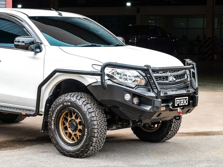 PIAK Elite 3-Loop Bull Bar for Mitsubishi Triton MQ (2015-2018) | Black Recovery Points