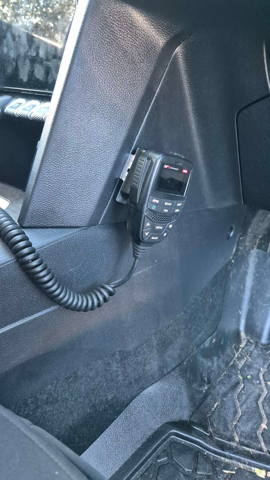 GMF4x4 VW Amarok NF 2023+ UHF Hand piece mount HP-200