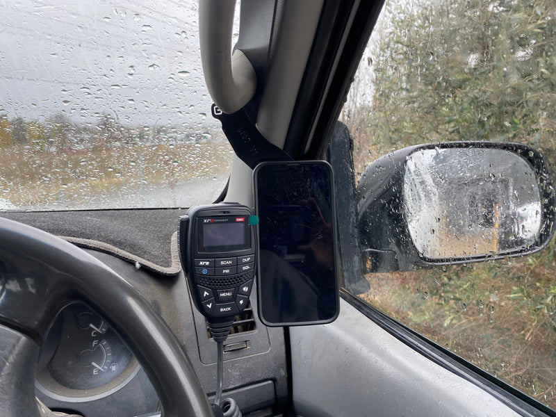 GMF4x4 Toyota Hilux N70 (2005-2014) Phone + UHF Holder 4007-PH-D