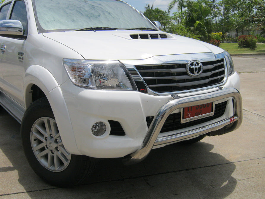 Hilux KUN26R 2012-2015 009 Low Nudge Bar Package (non sensors compatible) - SKU MCC-01015-009L