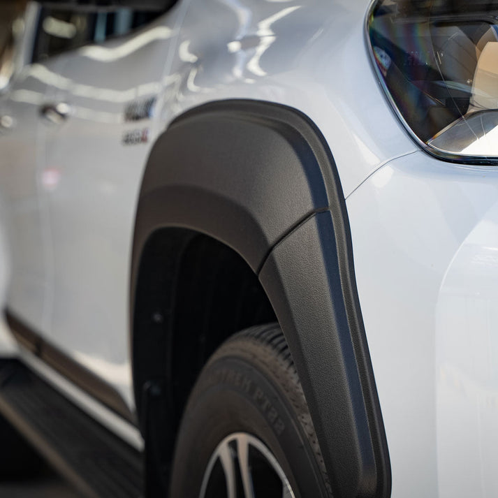 Maxliner Fender Flares suitable for Nissan Navara D23 Wide Body 4×4 (2015–2021)