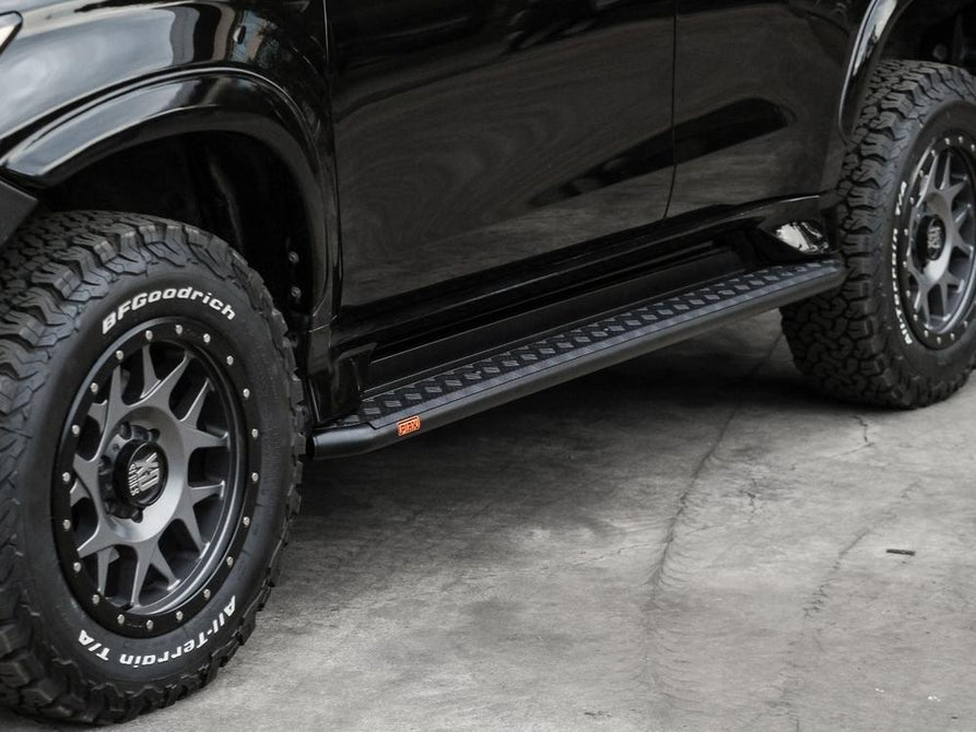 PIAK OffTrack Black Side Steps for Mitsubishi Pajero Sport 2016 Onwards | Tough 4WD Steps