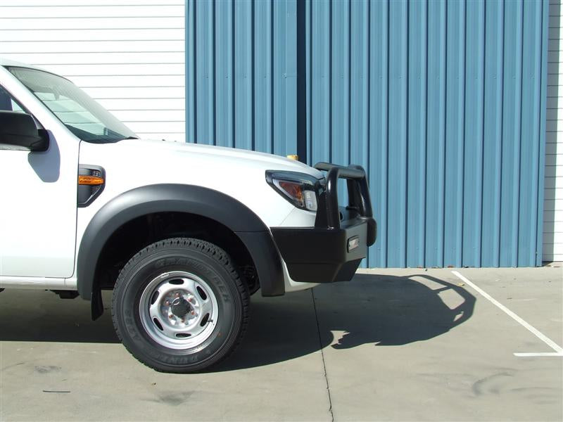 FORD RANGER PJ & PK Bullbar with Bumper Lights (12/06 to 09/11)