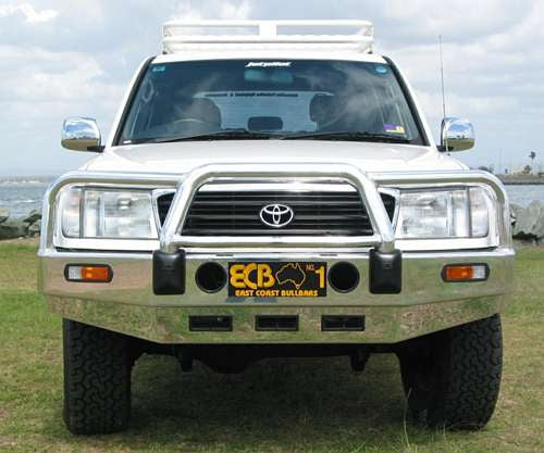 TOYOTA LANDCRUISER 100 SERIES Live Coil Bullbar (04/98 to 10/07)